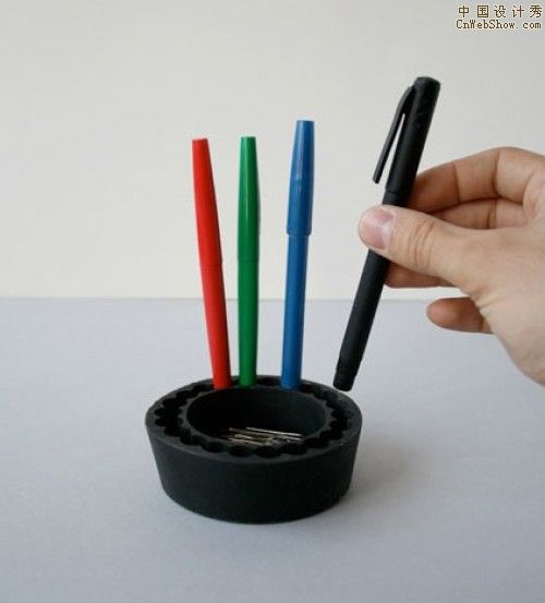 diaz_pen_pal_holder