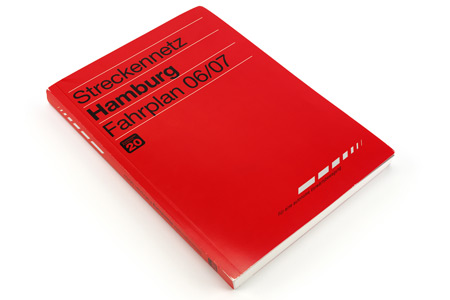 450300